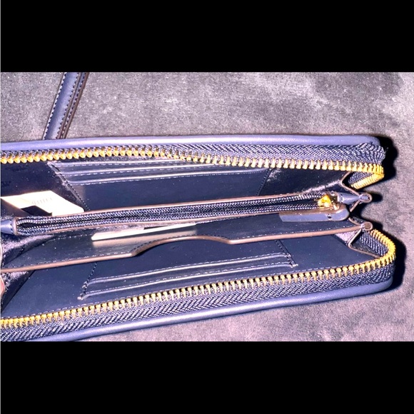 Juicy Couture Crown Tech Wristlet Navy Blue - Picture 4 of 8